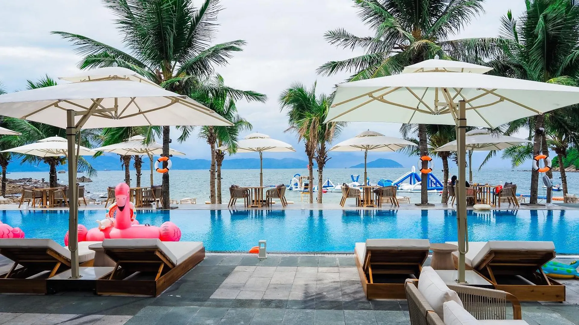 Bounce Beach Resort And Spa Da Nang
