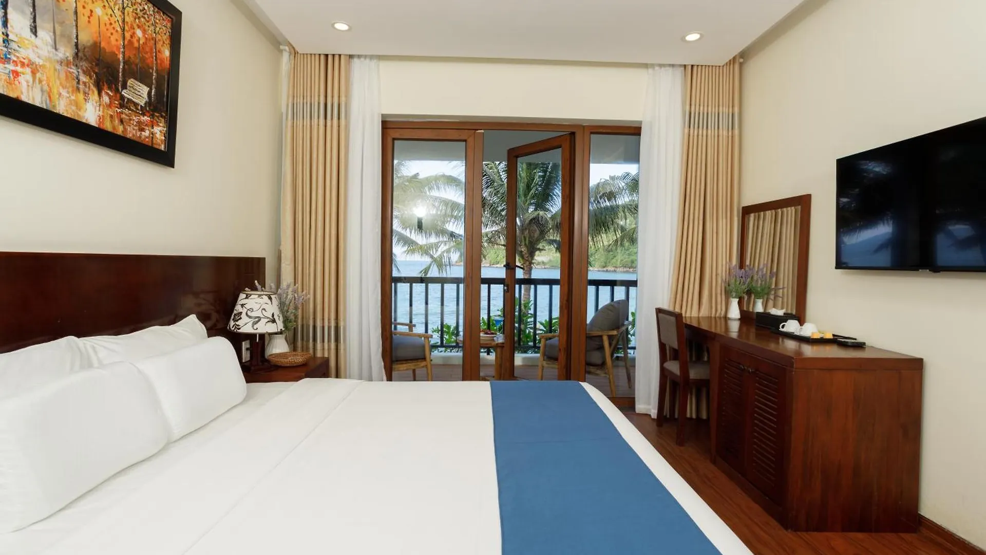 Bounce Beach Resort And Spa Da Nang Vietnam